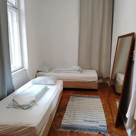 Wesselenyi Near Gozsdu Udvar 게스트하우스 부다페스트