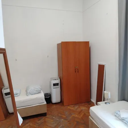 Wesselenyi Near Gozsdu Udvar *