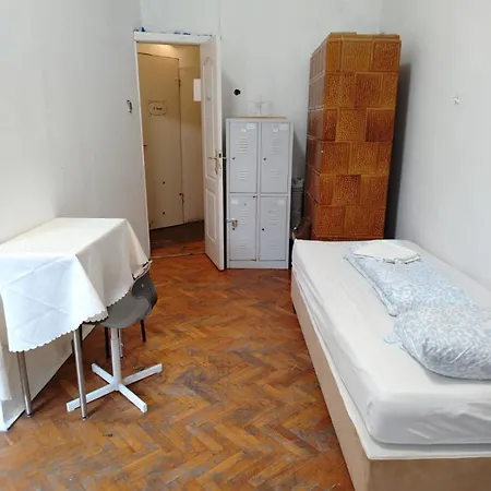 Pensión Wesselényi Near Gozsdu Udvar Budapest