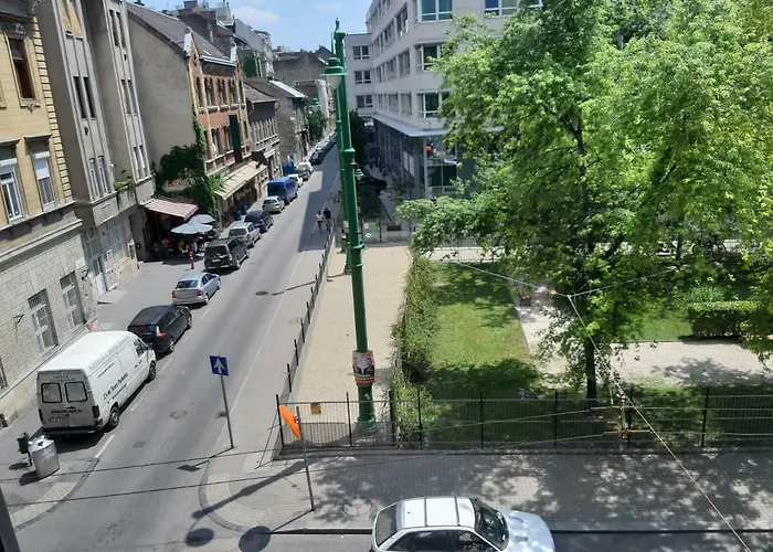 Wesselenyi Near Gozsdu Udvar